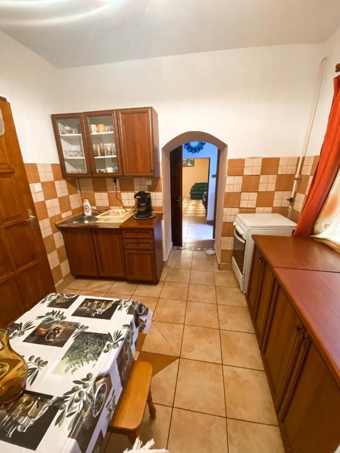 Tuendererdo Miskolc Exterior foto